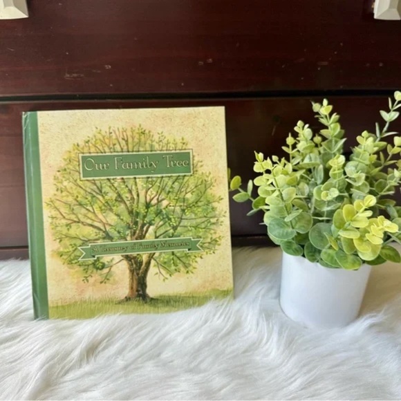 Our Family Tree: A Treasury of Family Memories Hardcover Keepsake Book 50 Pages - Picture 1 of 5